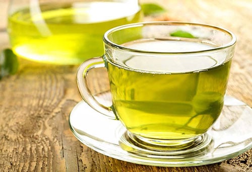 چای سبز برای درمان لک های پوستی